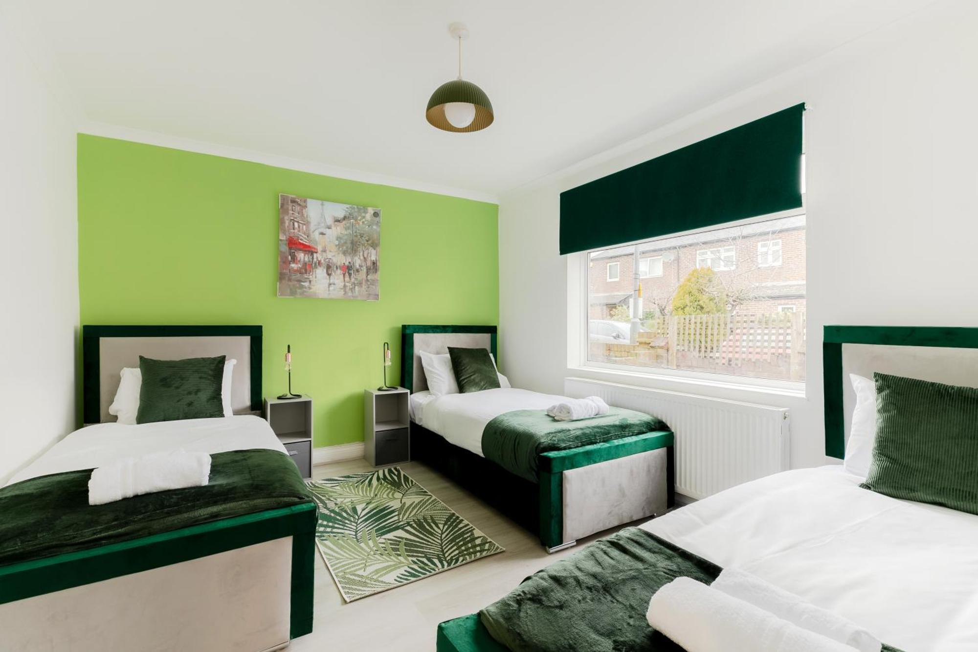 Villa 5Br House, Free Parking Offa12, Contractor, Big Families, Relocation Redbridge Esterno foto